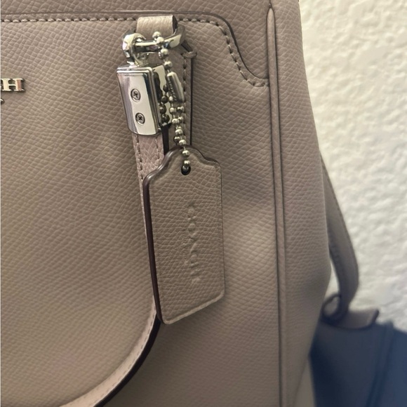 Coach Crossbody Bag NWOT - Picture 2 of 6